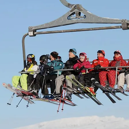 Panorama - Tiurasvegen 39 *